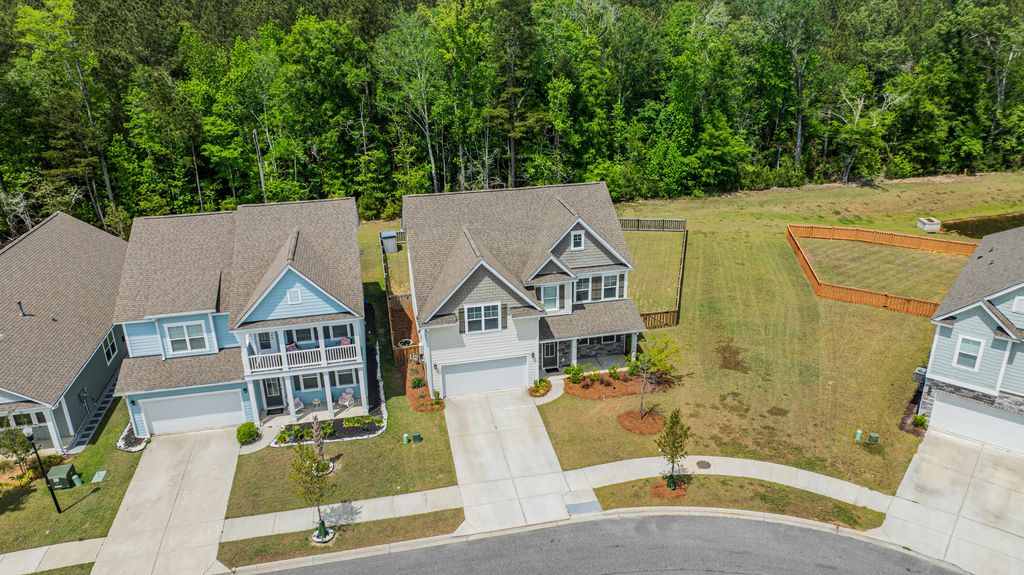 Photo of 126 Brant Drive, Summerville, SC 29483 (MLS # 26011260)