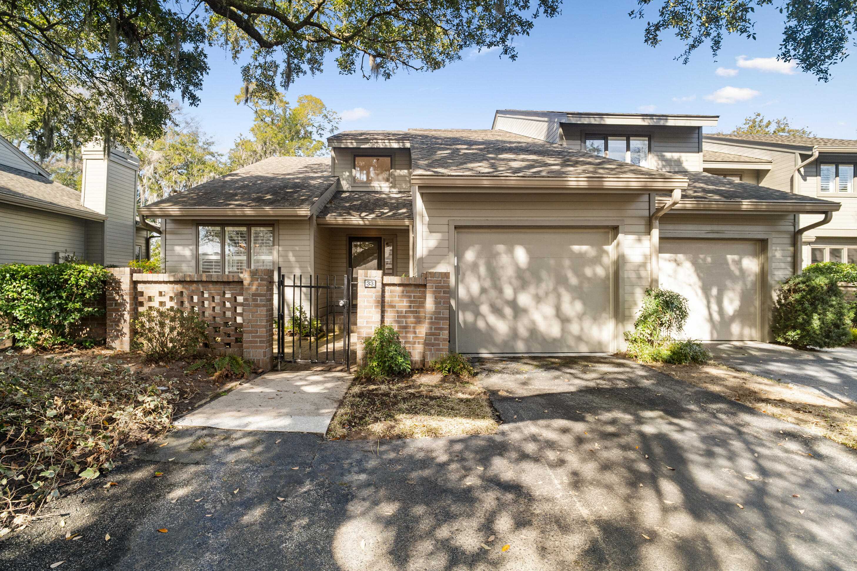 33 Wappoo Creek Place