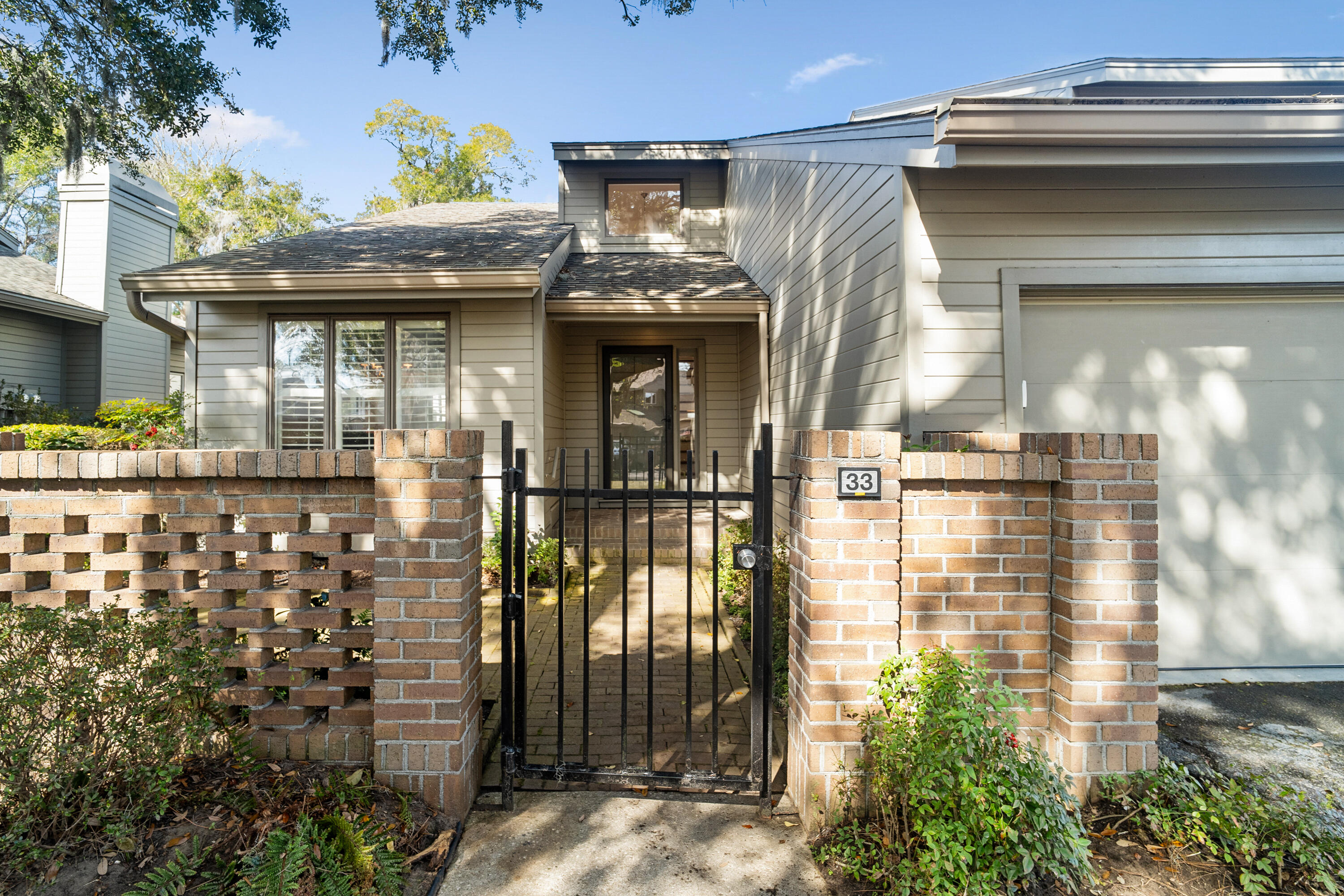 33 Wappoo Creek Place