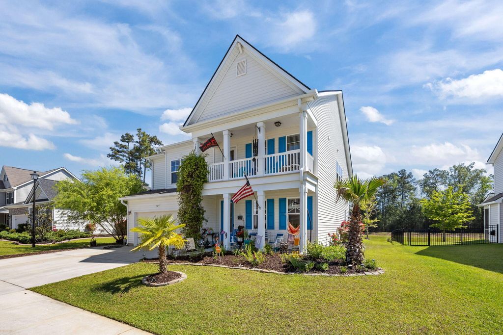 Photo of 2512 Hummingbird Lane, Summerville, SC 29483 (MLS # 26013044)