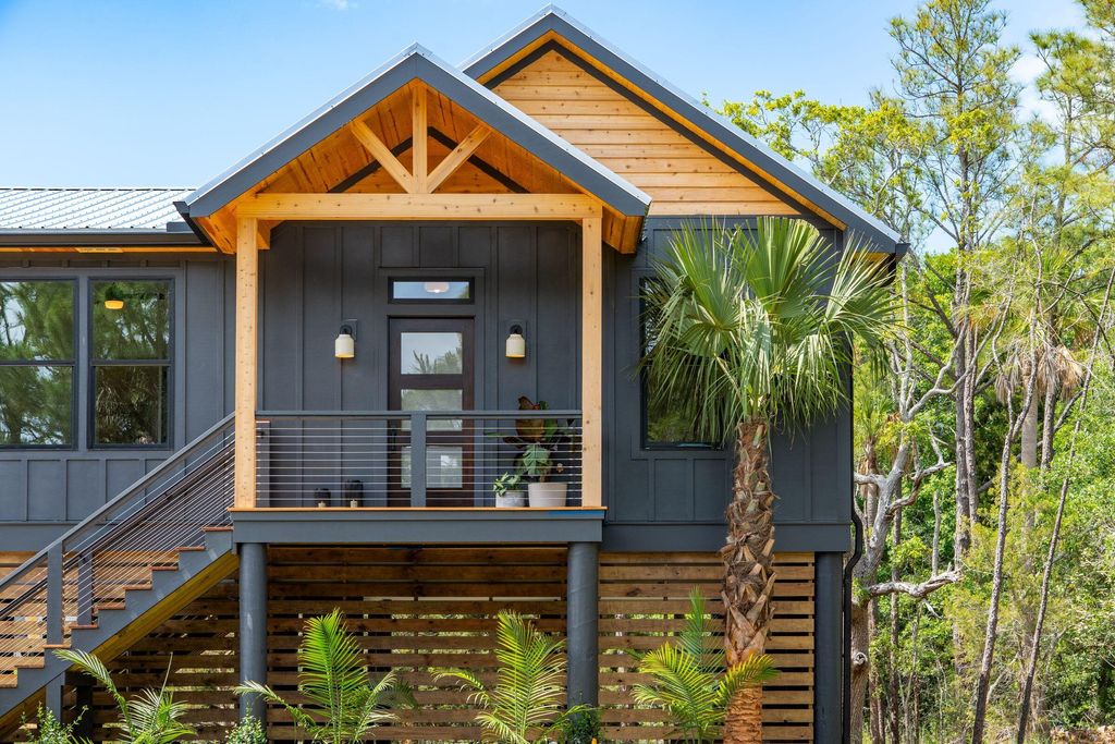 Photo of 1014 E Erie Avenue, Folly Beach, SC 29439 (MLS # 25025951)