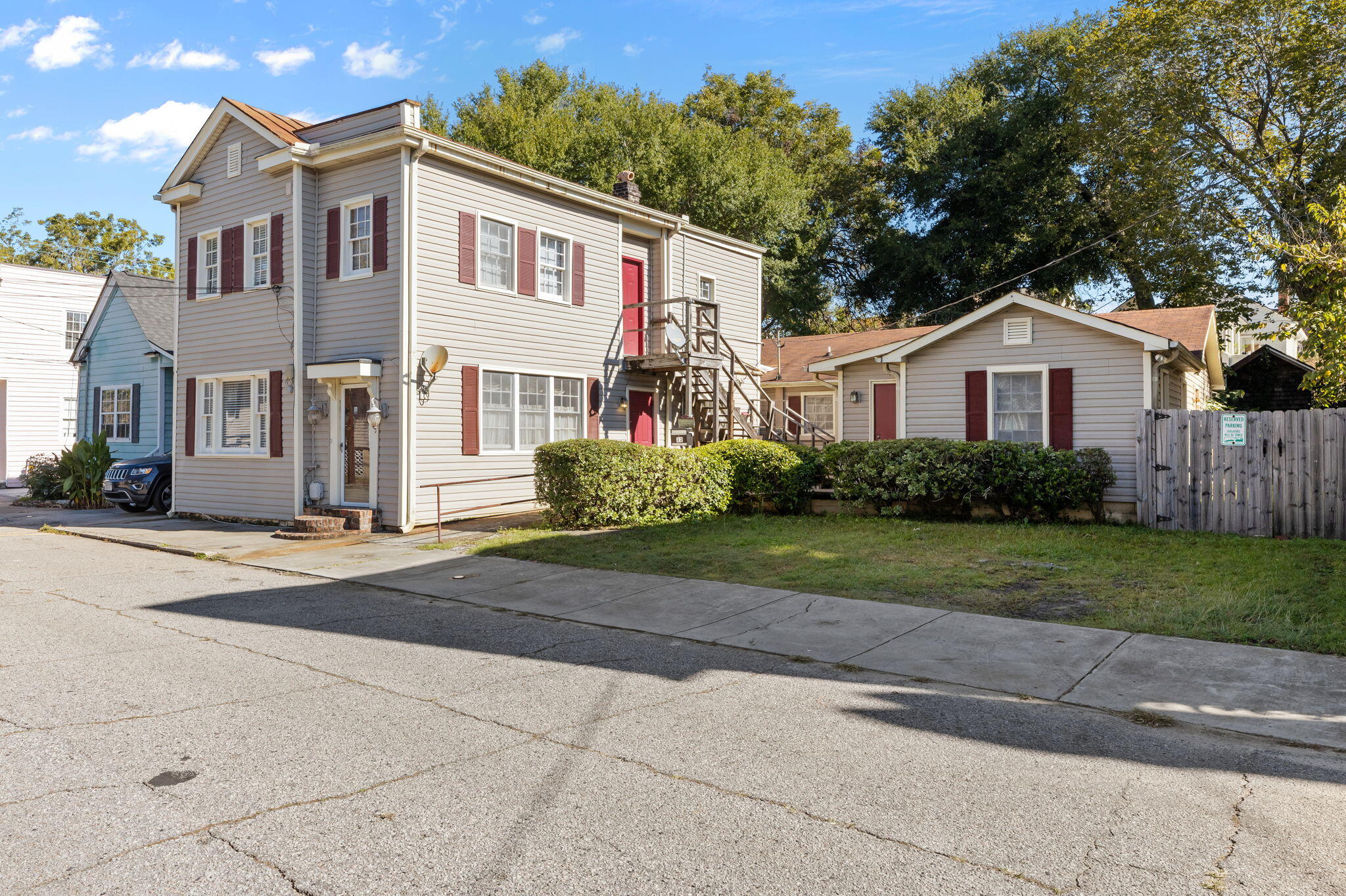 20 & 22 Larnes Street