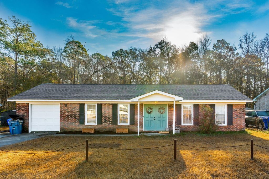 Photo of 9732 Berrywood Drive, Ladson, SC 29456 (MLS # 26001157)
