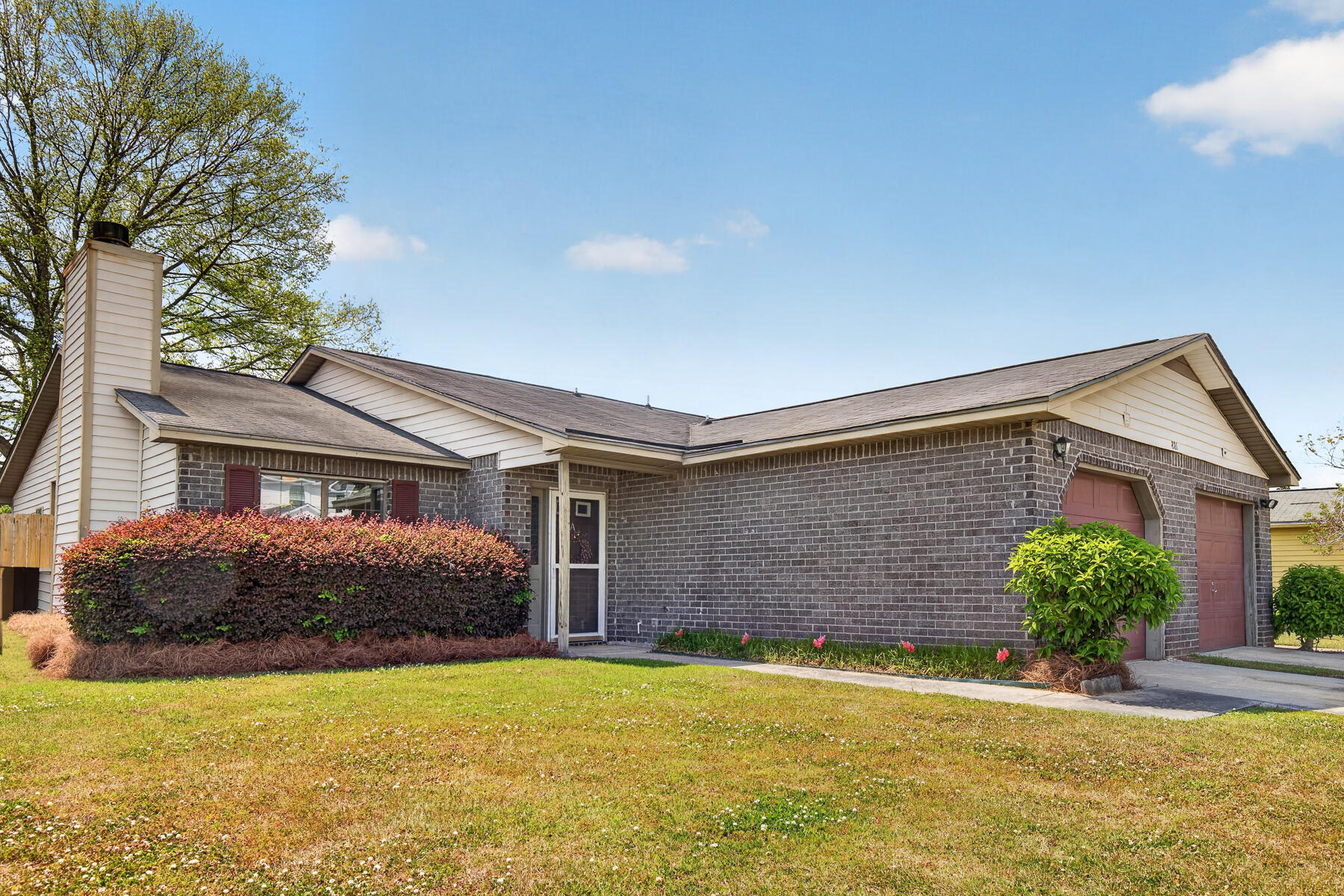 821 Winthrop Street A