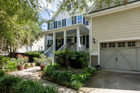 Photo of 1437 Scotts Creek Circle, Mount Pleasant, SC 29464 (MLS # 25022517)