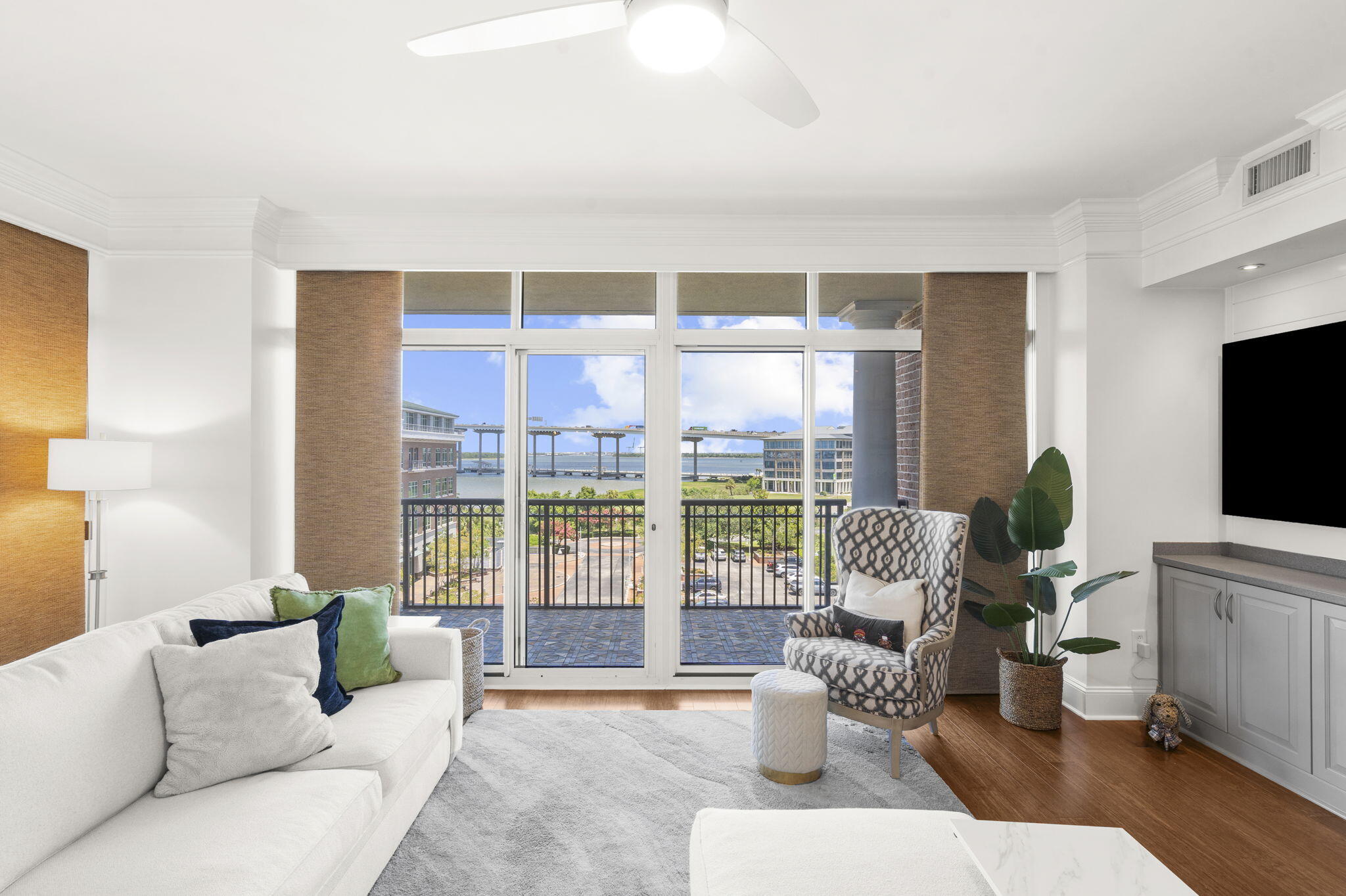 161 N Plaza Court 501