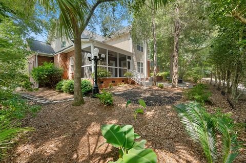 A home in North Charleston