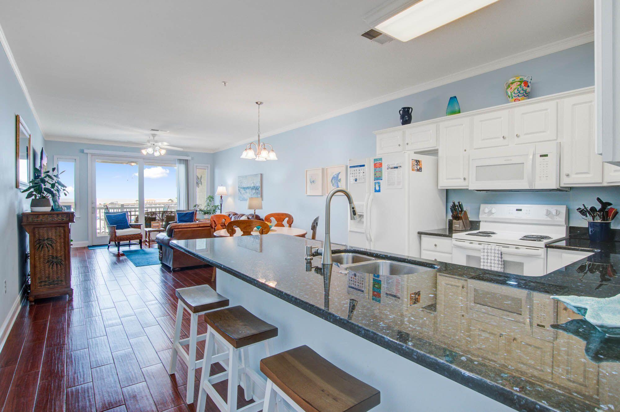 114 W Arctic Avenue B302