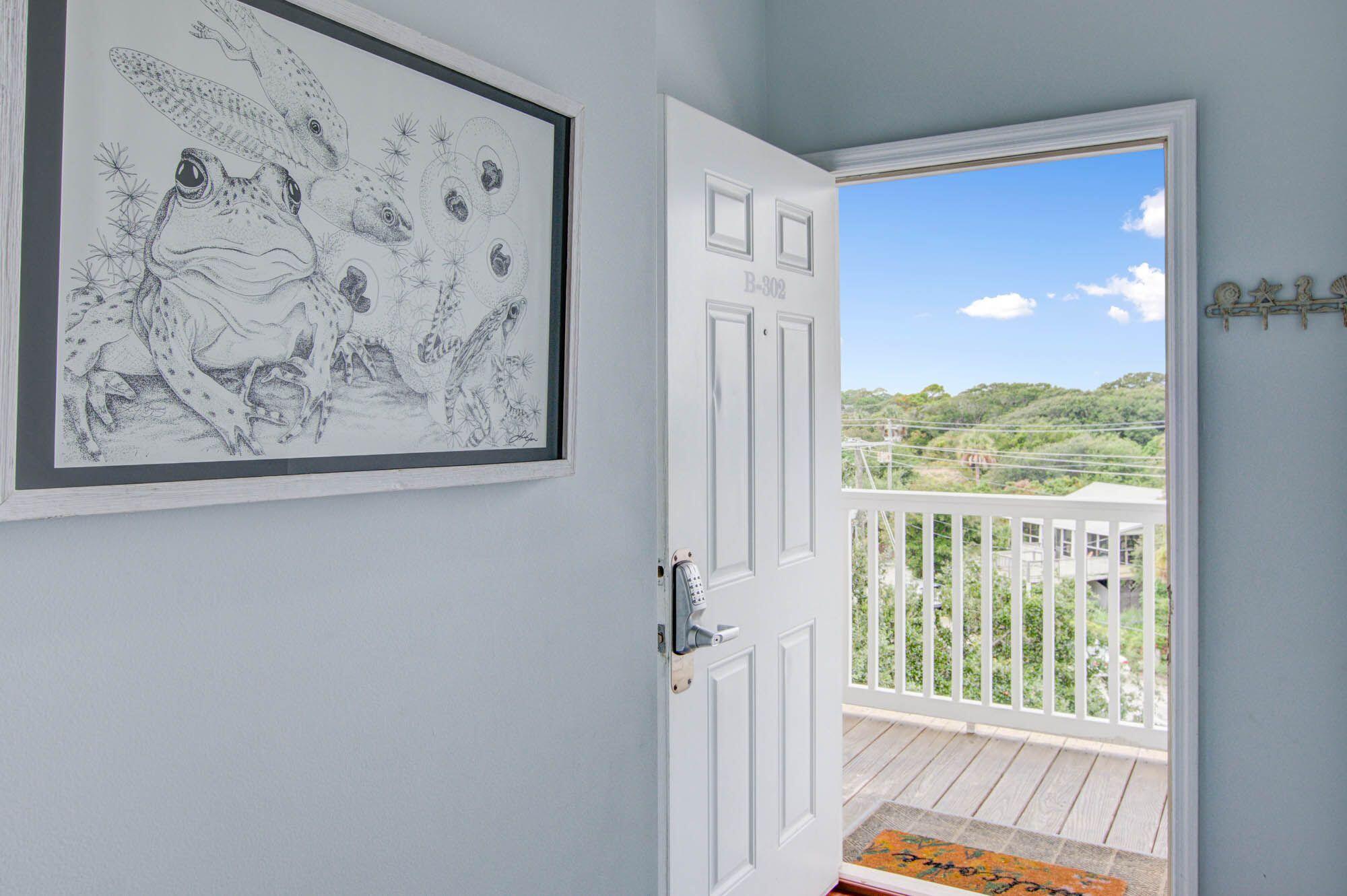 114 W Arctic Avenue B302