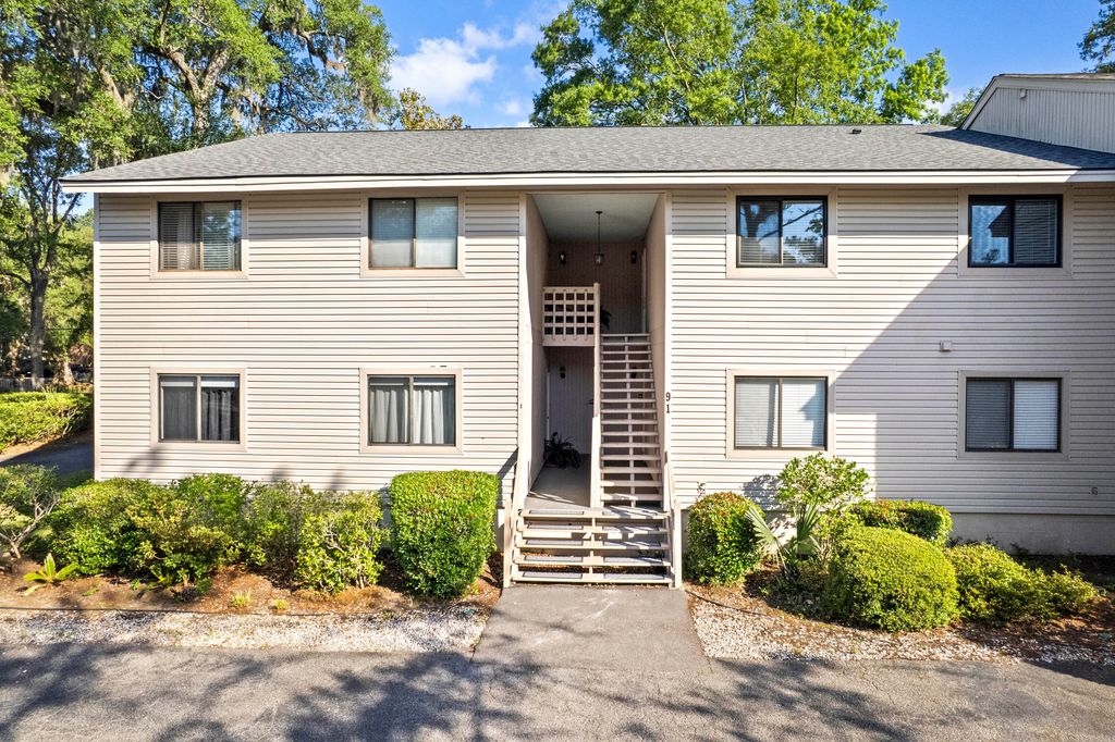 Photo of 91 Ashley Hall Plantation Road #4, Charleston, SC 29407 (MLS # 26014601)