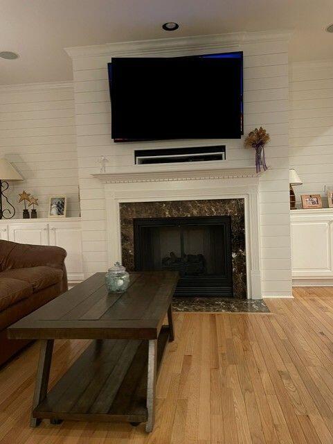 3561 Flowering Oak Way
