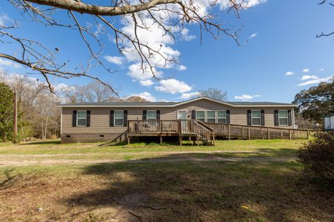 161 Wagon Trail Road Ridgeville SC 29472
