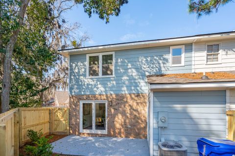 A home in North Charleston