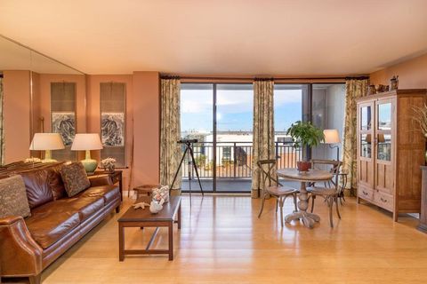 Photo of 330 Concord Street #8e, Charleston, SC 29401 (MLS # 25015829)