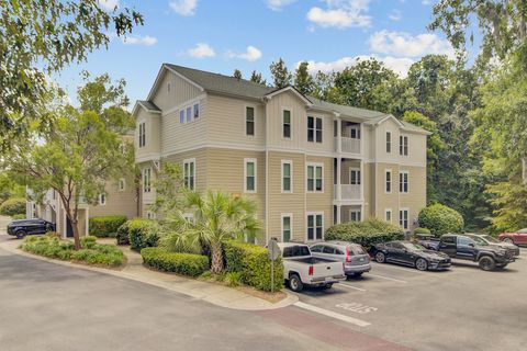Photo of 2233 Egret Crest Lane, Charleston, SC 29414 (MLS # 25019646)