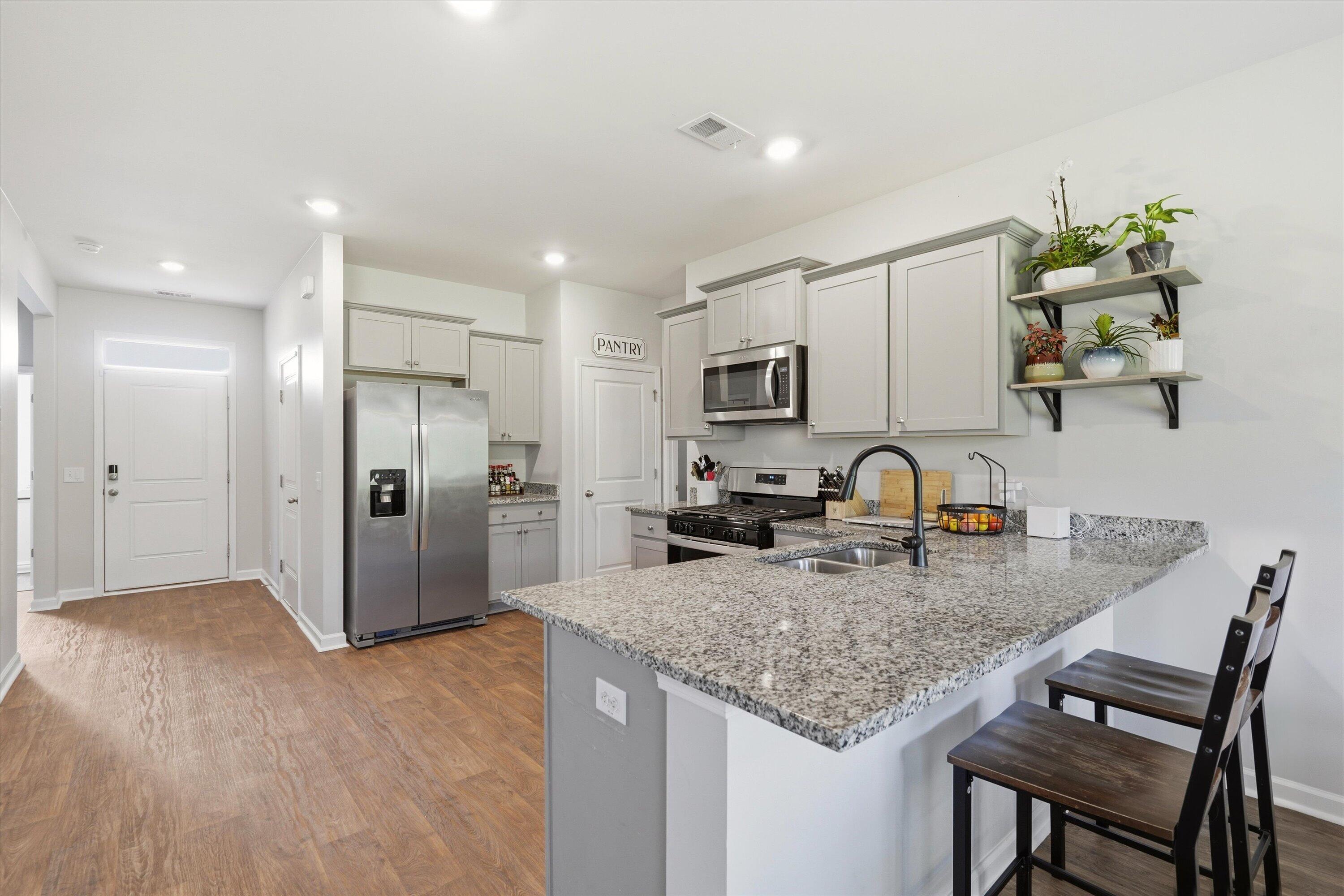 124 Pontoria Drive