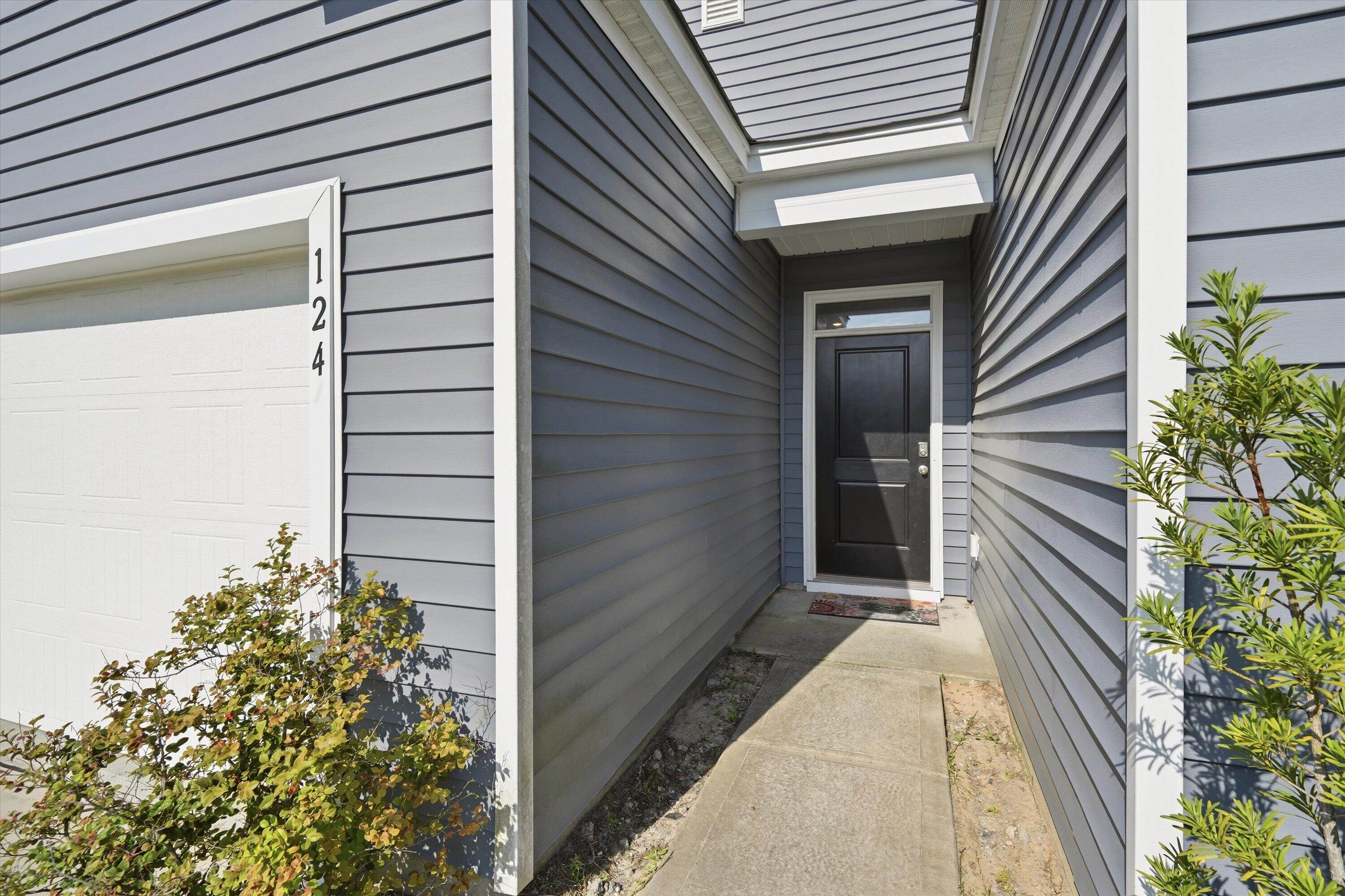 124 Pontoria Drive