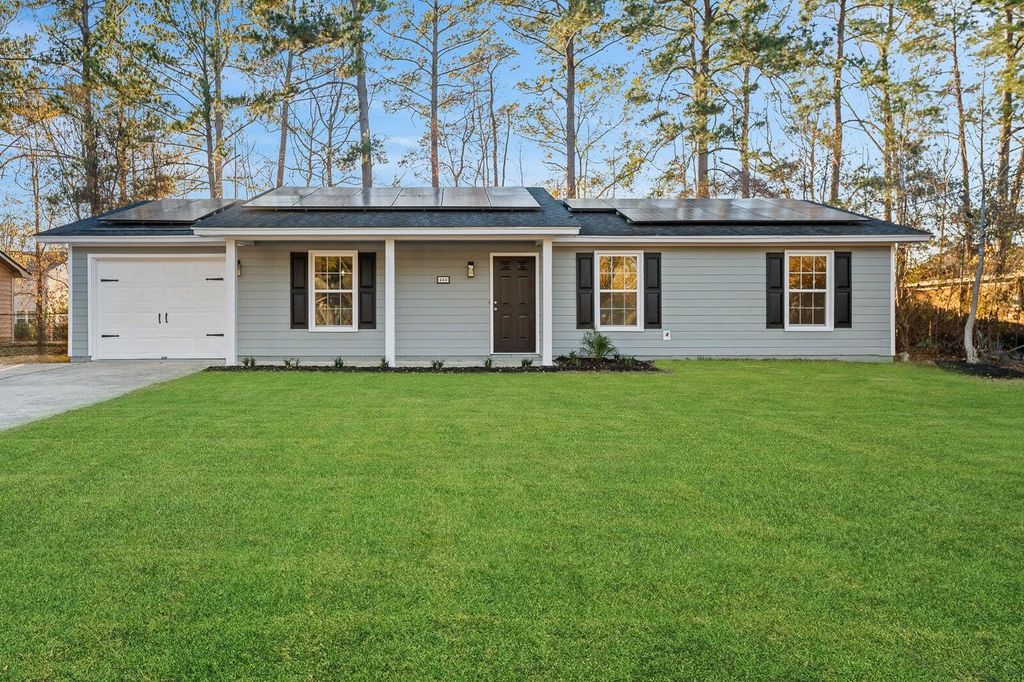 Photo of 444 Longleaf Drive, Summerville, SC 29483 (MLS # 25028448)