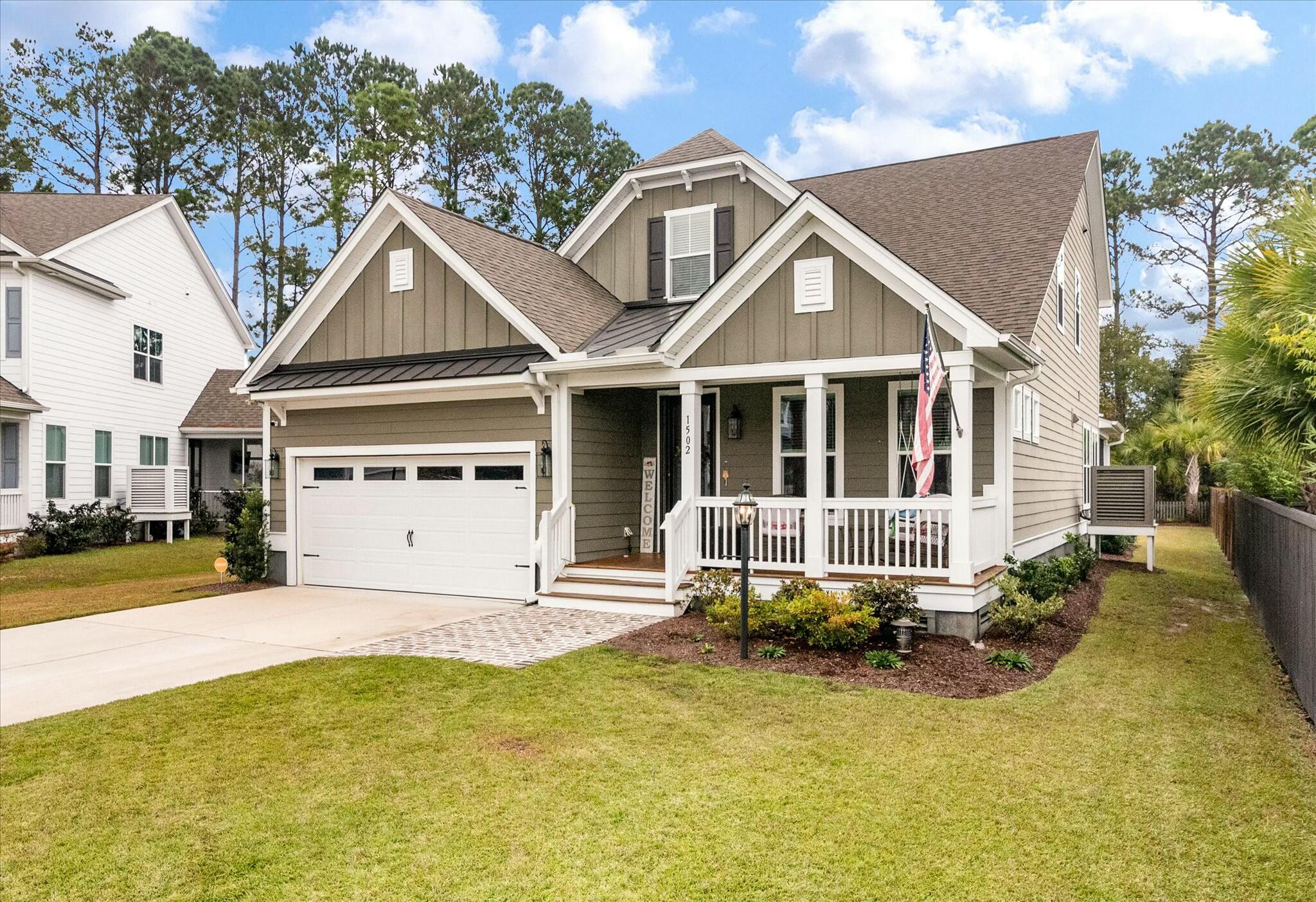 1502 Checker Court
