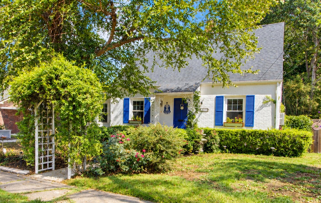 Photo of 5106 Parkside Drive, North Charleston, SC 29405 (MLS # 26027463)