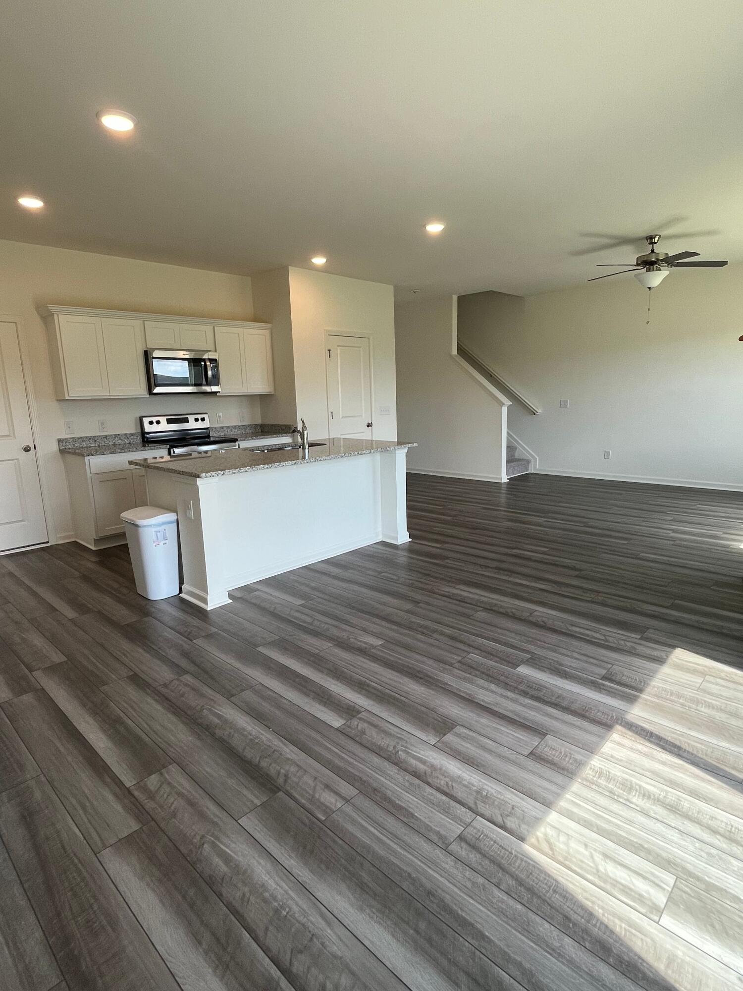 192 Lyra Lane