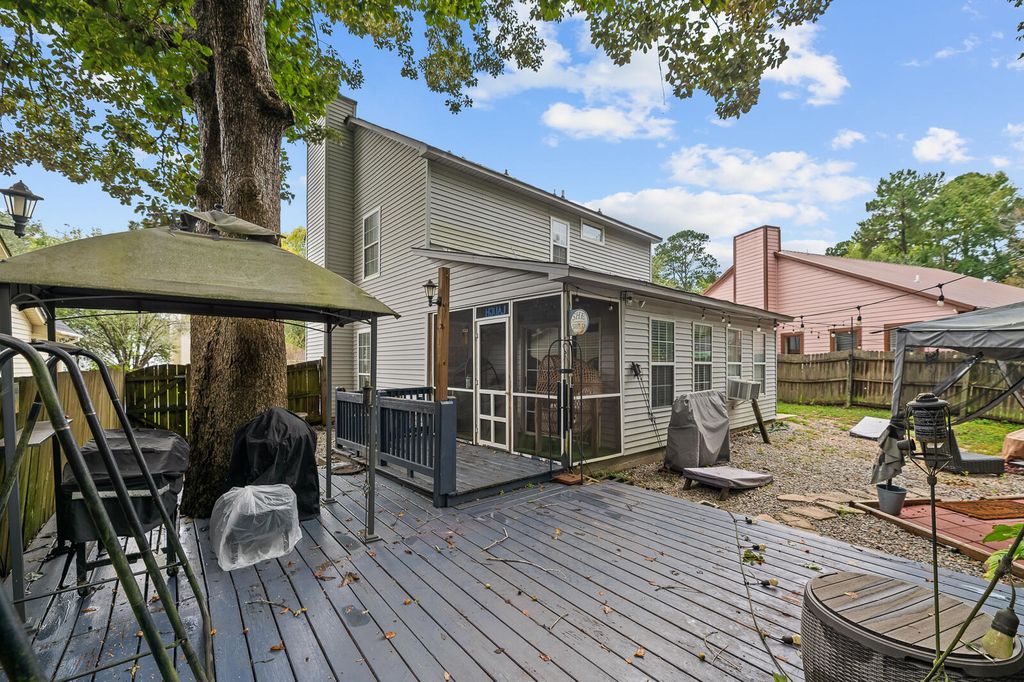 Photo of 104 Nottingham Court, Summerville, SC 29485 (MLS # 25028302)