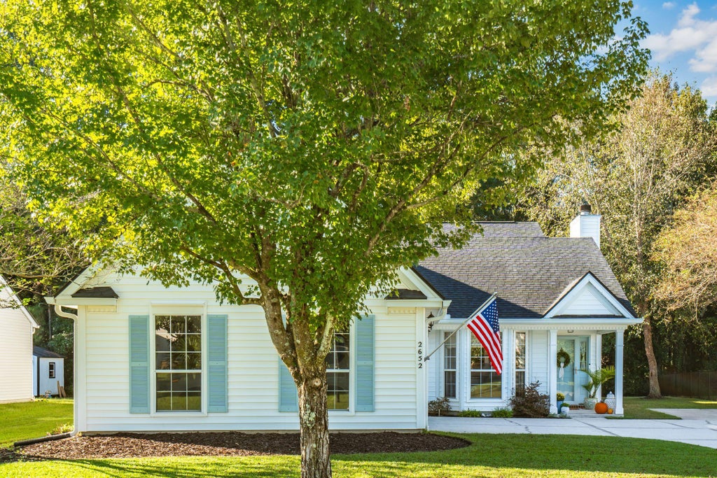 Photo of 2652 Palmetto Hall Boulevard, Mount Pleasant, SC 29466 (MLS # 26028355)