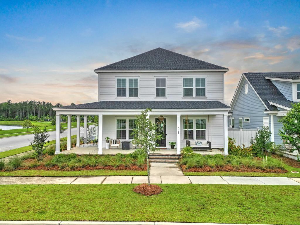 Photo of 501 Rhythm Street, Summerville, SC 29486 (MLS # 26000002)