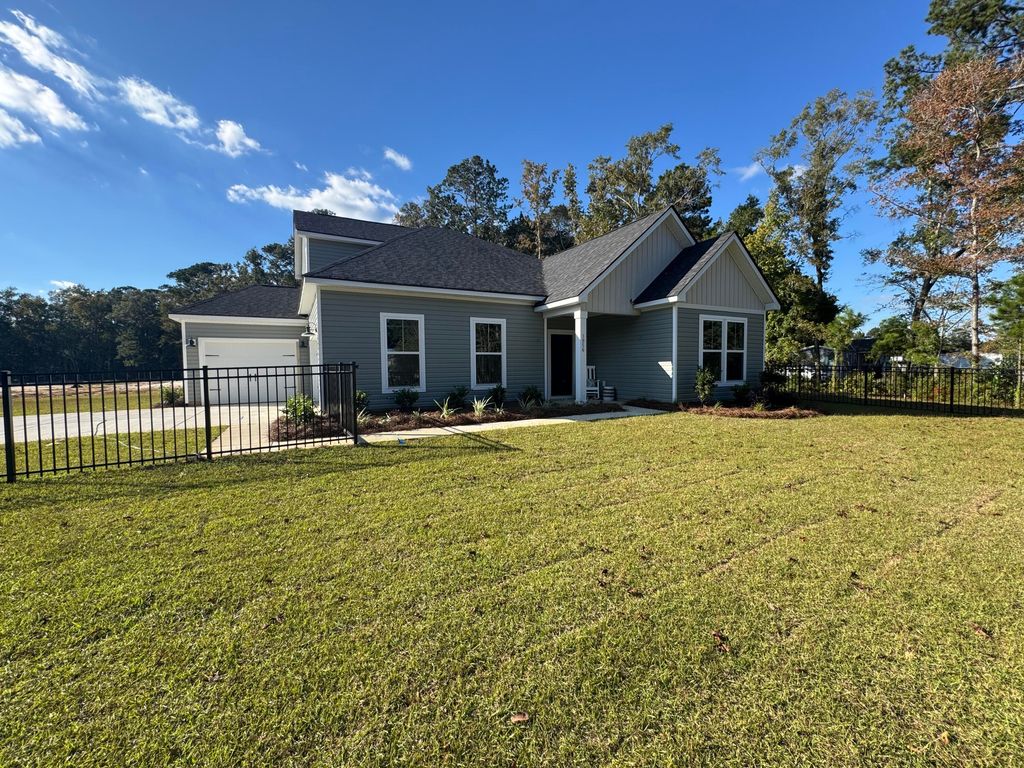 Photo of 1956 Central Avenue, Summerville, SC 29483 (MLS # 25011847)