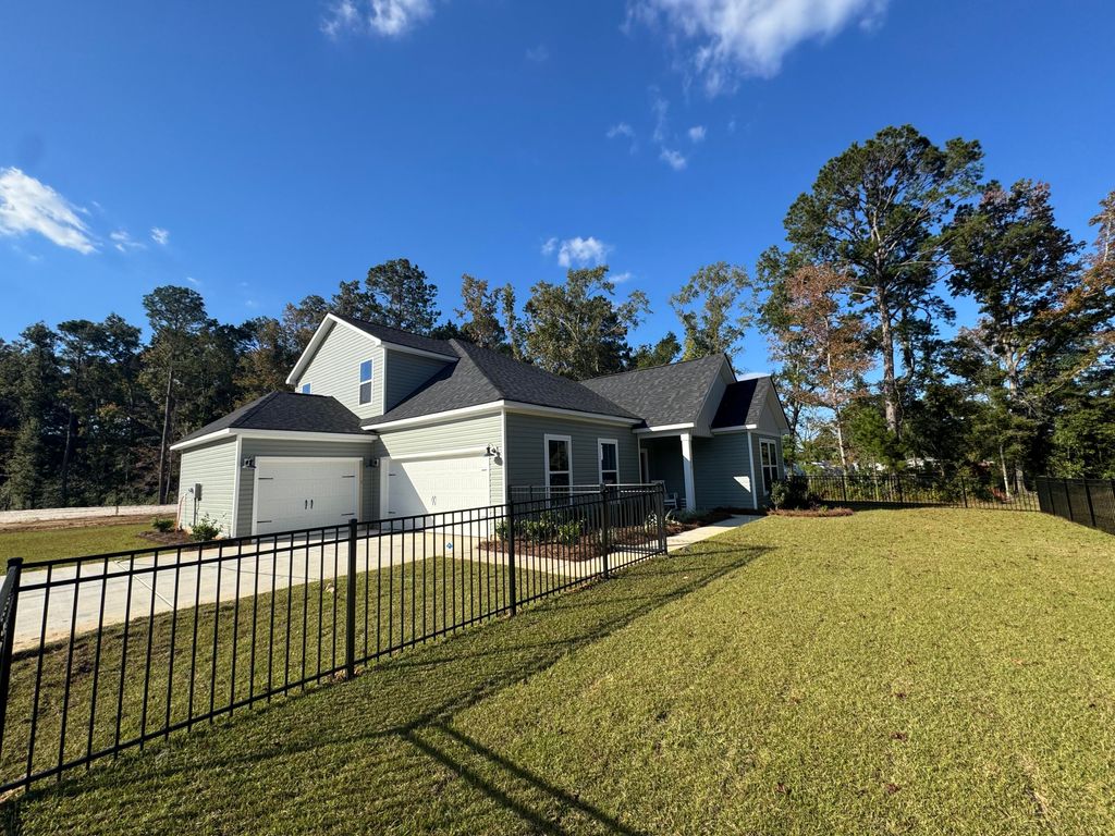 Photo of 1956 Central Avenue, Summerville, SC 29483 (MLS # 25011847)