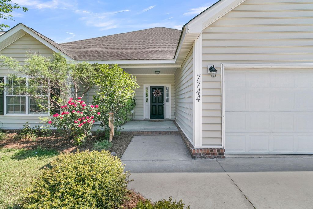 Photo of 7744 Fayetteville Road, North Charleston, SC 29418 (MLS # 26012101)