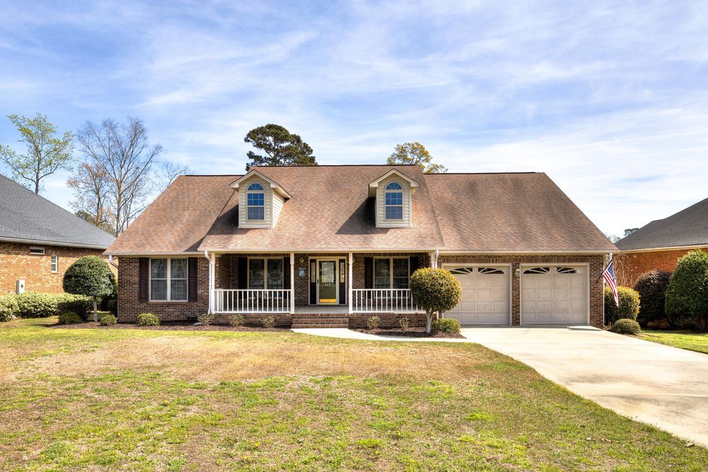 Photo of 112 Plantation Drive, Manning, SC 29102 (MLS # 26008012)