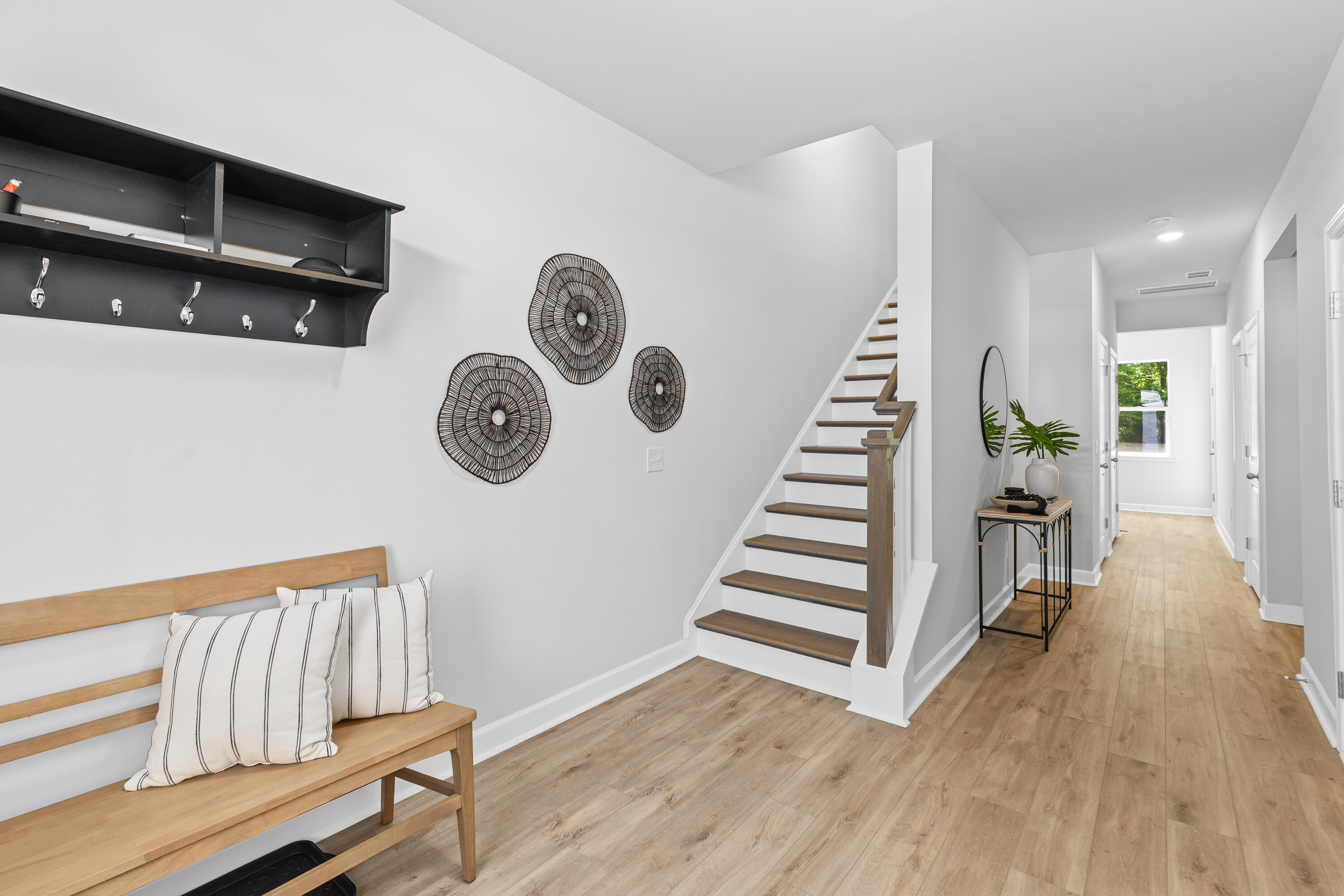 5206 New Palm Court