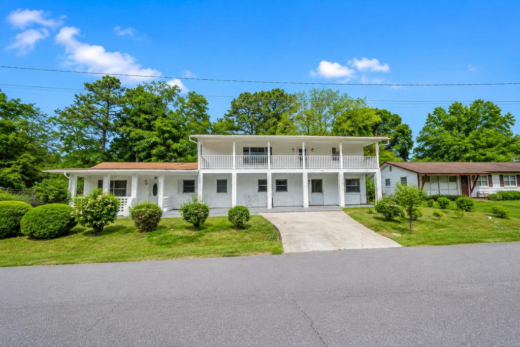 Photo of 1520 Acacia Street, Charleston, SC 29407 (MLS # 26024510)