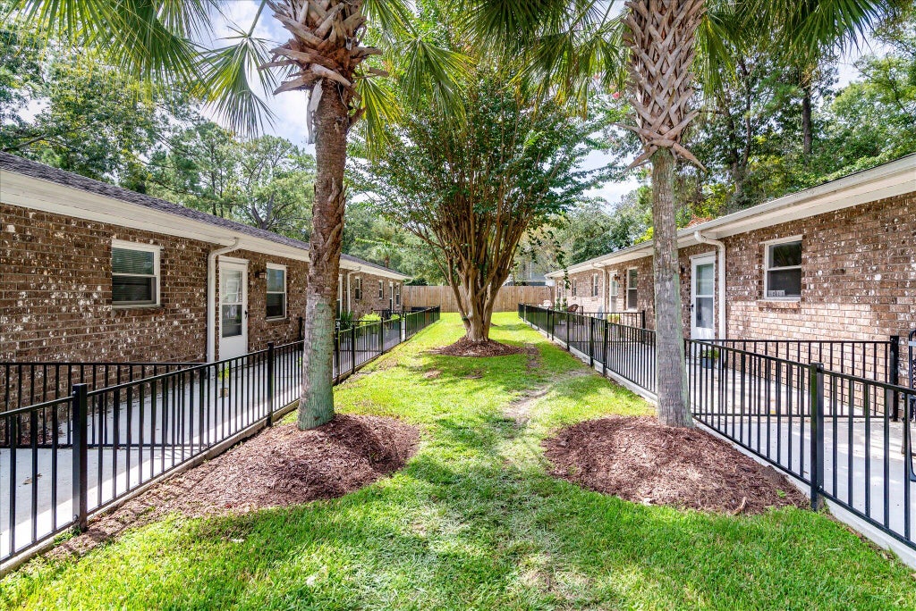 Photo of 2133 Pierpont Avenue, Charleston, SC 29414 (MLS # 26027744)