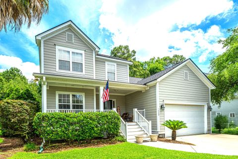 Photo of 1409 Bloomingdale Lane, Mount Pleasant, SC 29466 (MLS # 25025159)