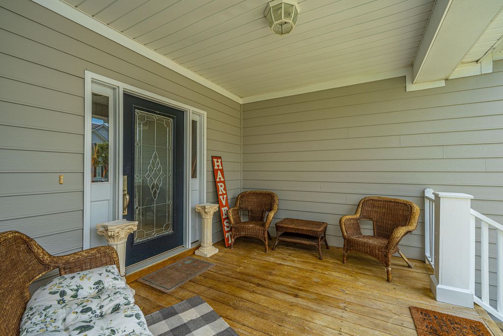 Photo of 1409 Bloomingdale Lane, Mount Pleasant, SC 29466 (MLS # 25025159)