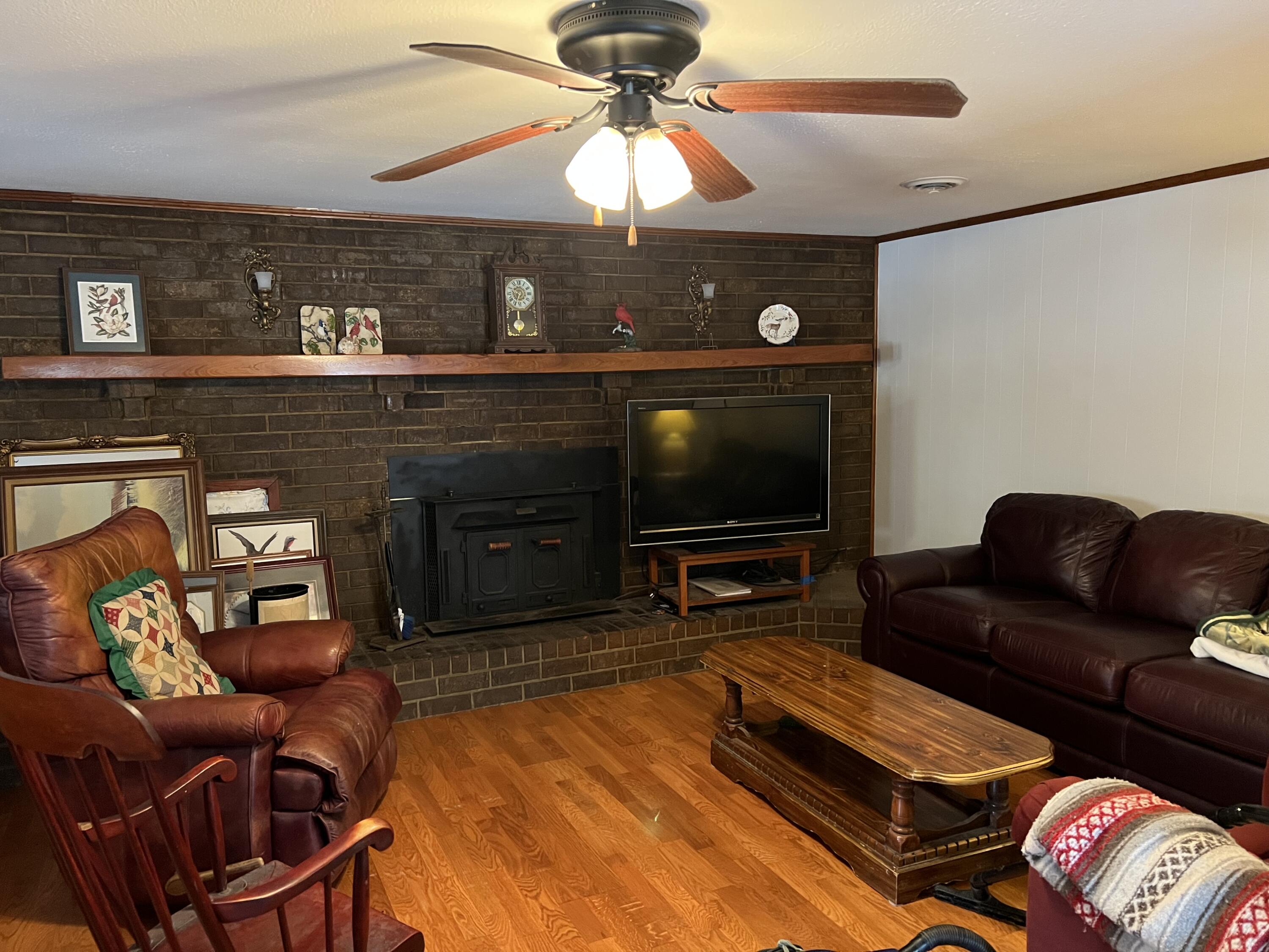 1566 Alligator Road