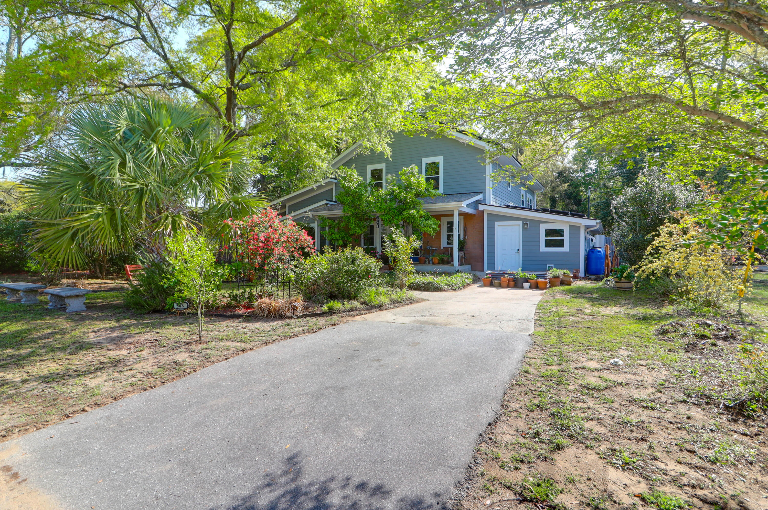 683 Edmonds Drive