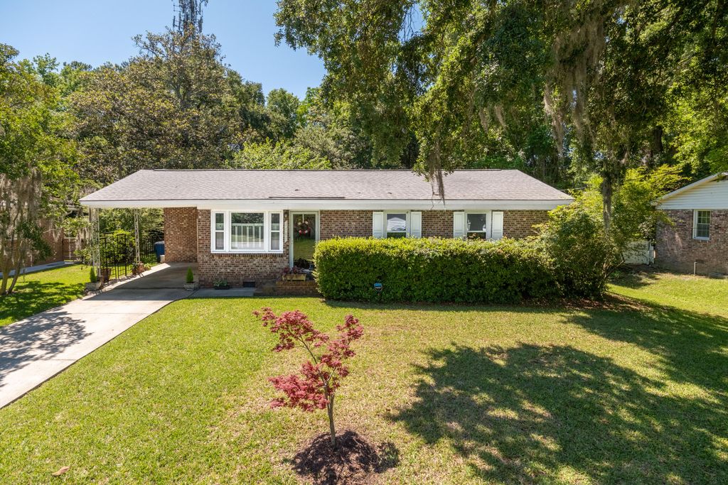 Photo of 1787 Markham Road, Charleston, SC 29414 (MLS # 26014296)