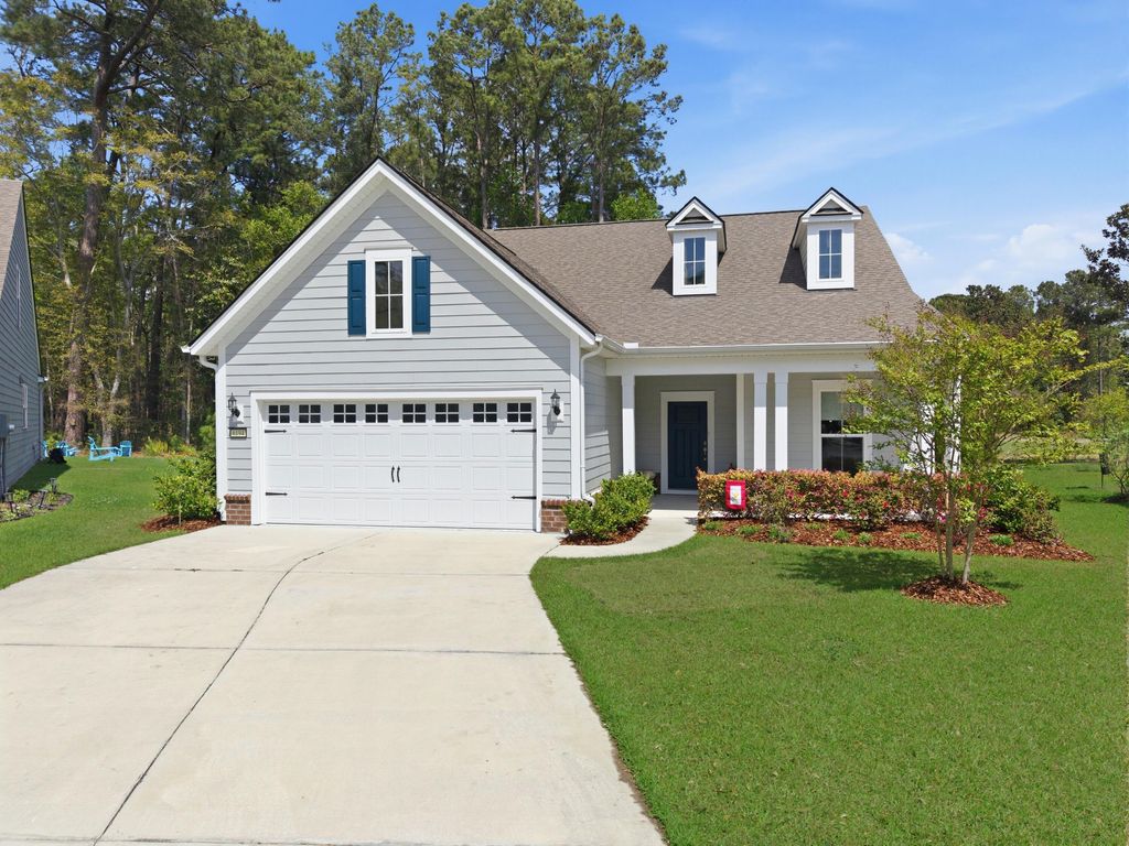 Photo of 6194 Wilkes Pond Drive, Hollywood, SC 29449 (MLS # 26011288)