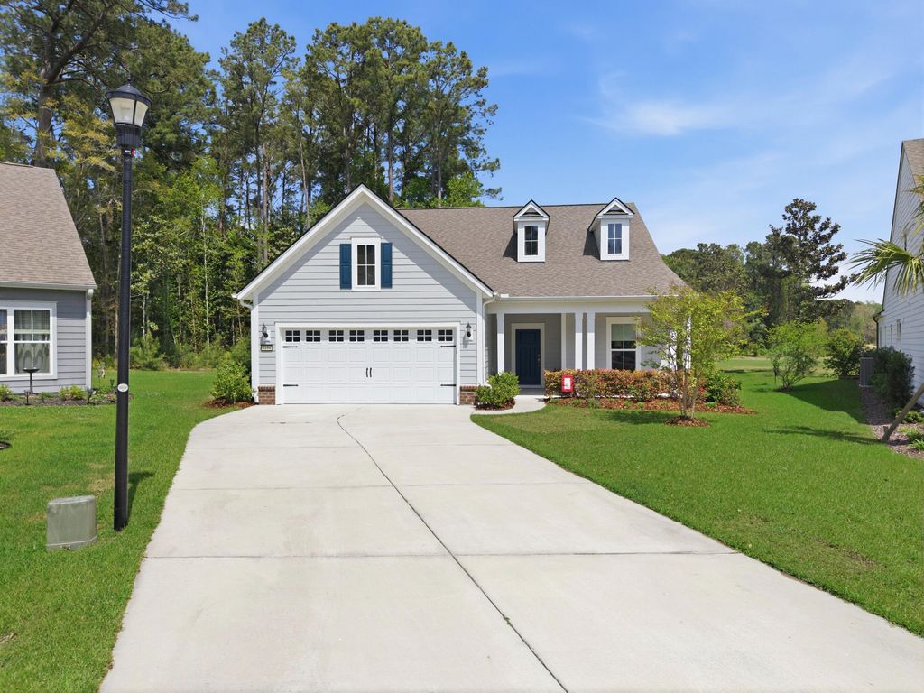 Photo of 6194 Wilkes Pond Drive, Hollywood, SC 29449 (MLS # 26011288)