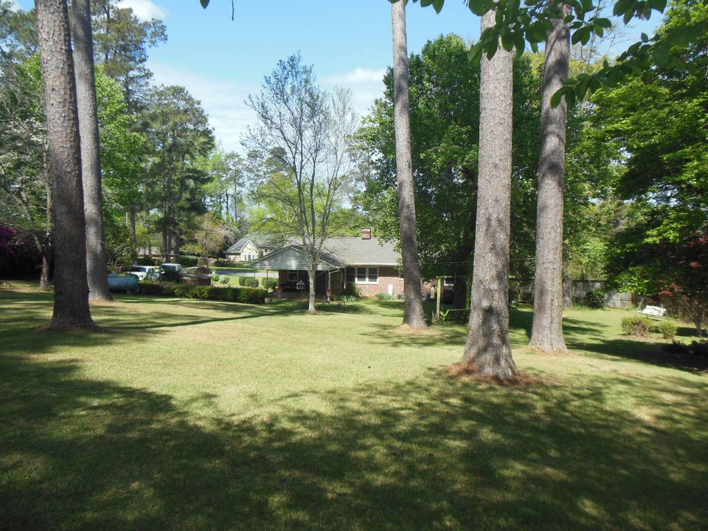 Photo of 1267 Dogwood Drive, Orangeburg, SC 29118 (MLS # 26009671)