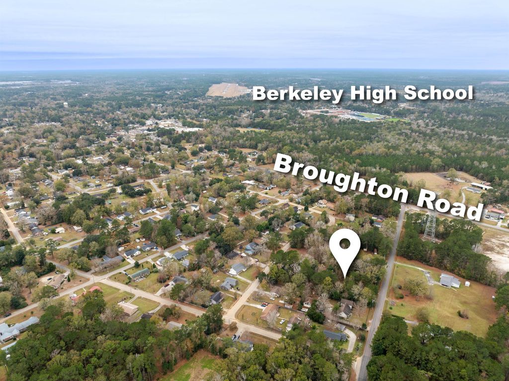 Photo of 135 Kitfield Road, Moncks Corner, SC 29461 (MLS # 25031723)