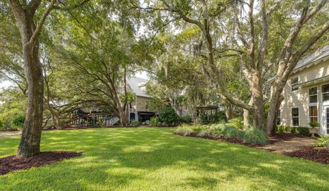 A home in Mount Pleasant