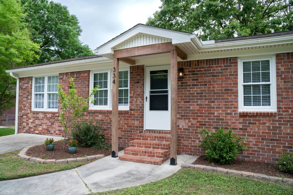 Photo of 334 Water Oak DR, Goose Creek, SC 29445 (MLS # 26013786)