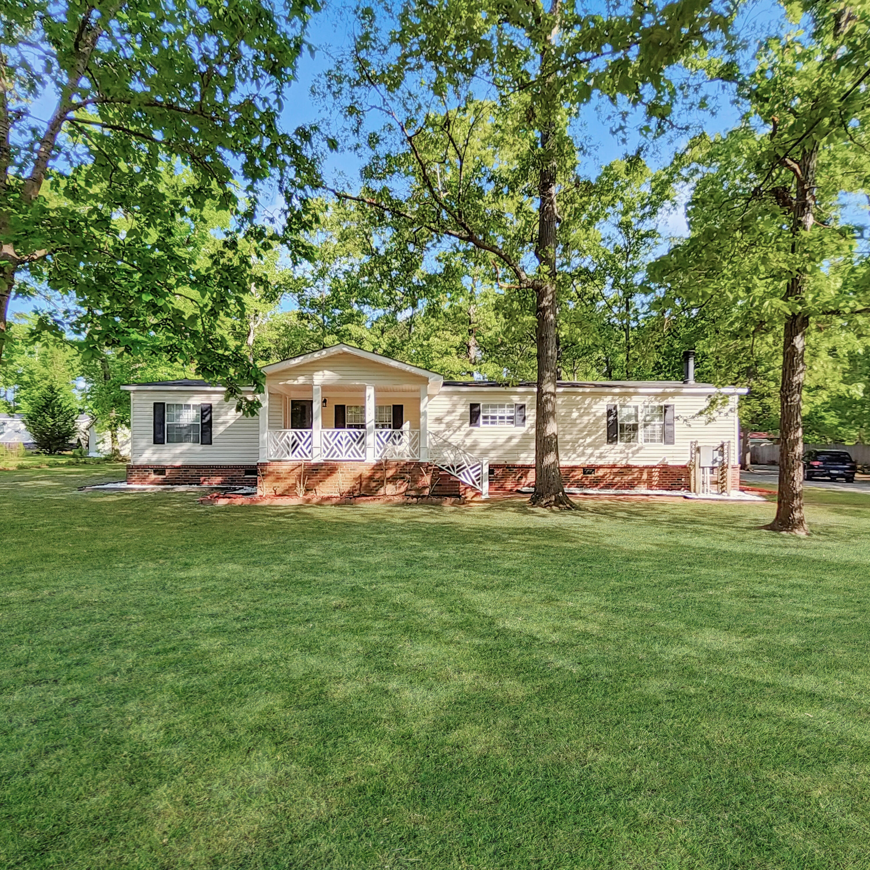 1040 Myrtle Drive