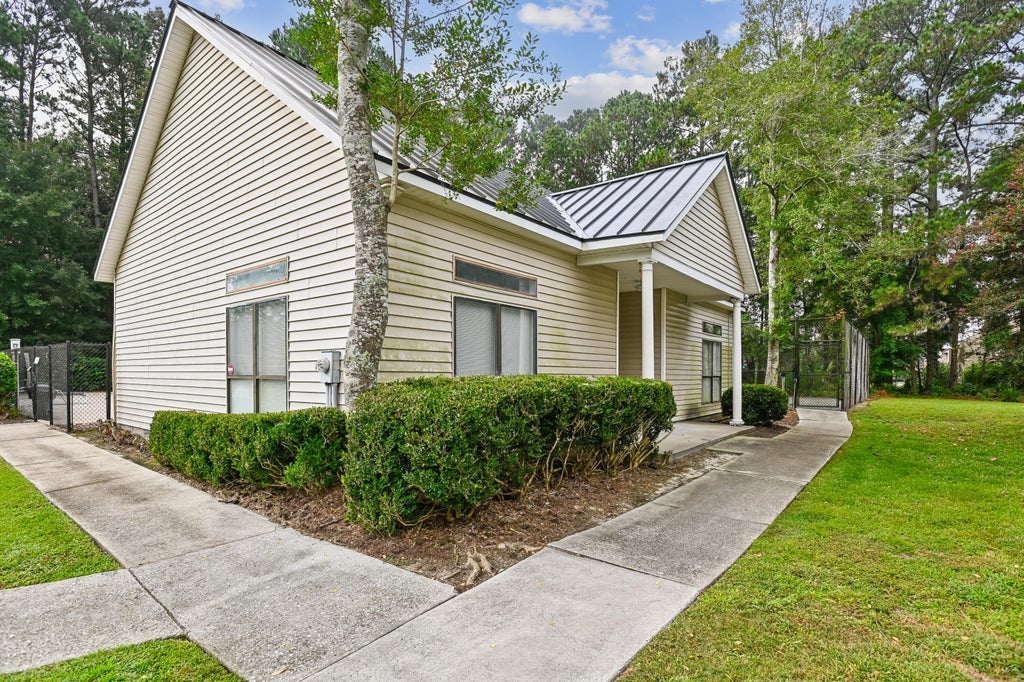 Photo of 905 Burnley Road #Unit D, Charleston, SC 29414 (MLS # 26027410)