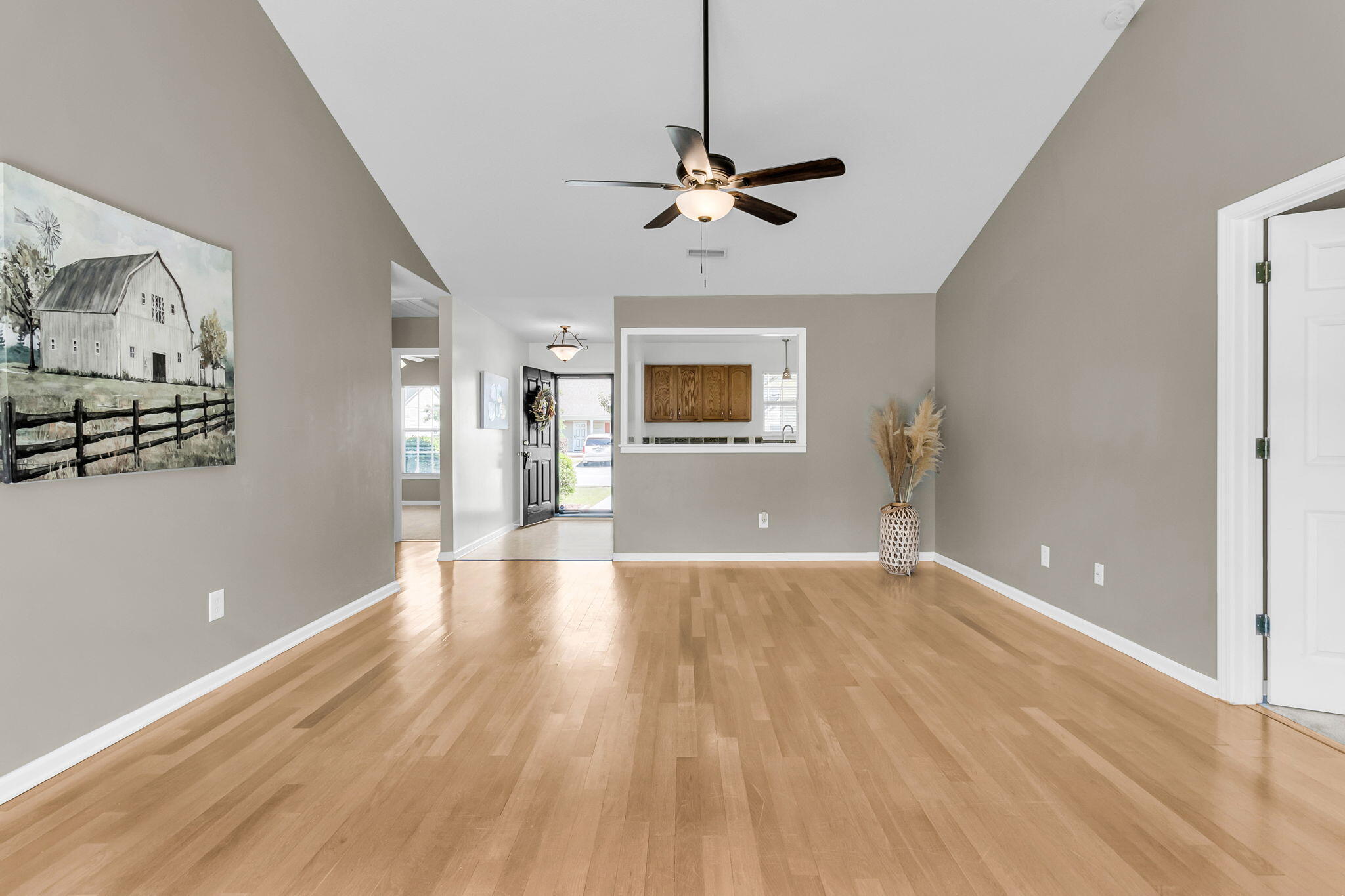 106 Dovetail Circle