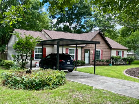 Single Family Residence in Goose Creek SC 101 Fairfax Boulevard 16.jpg